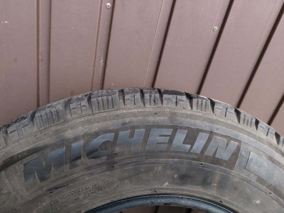 Opony zimowe Michelin sprzedam do busa