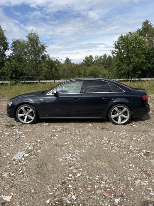 Audi a4 b8 3.0 sline quattro 245km