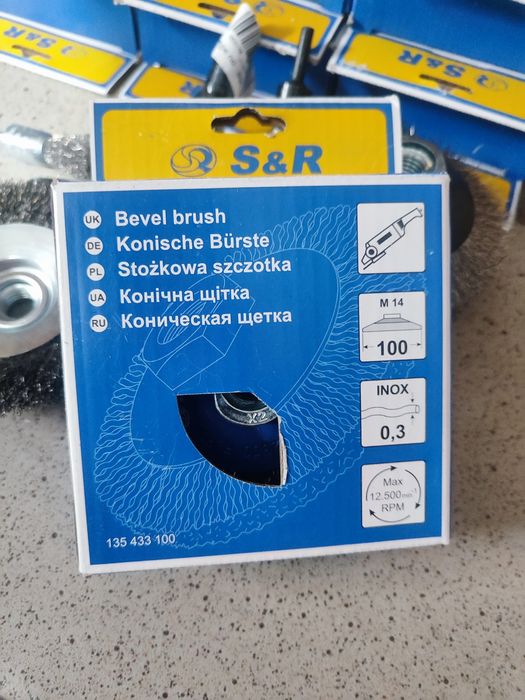 Щітки дротяні різні