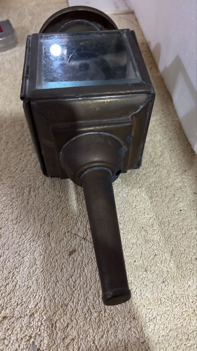 Antiga lanterna de carruagem