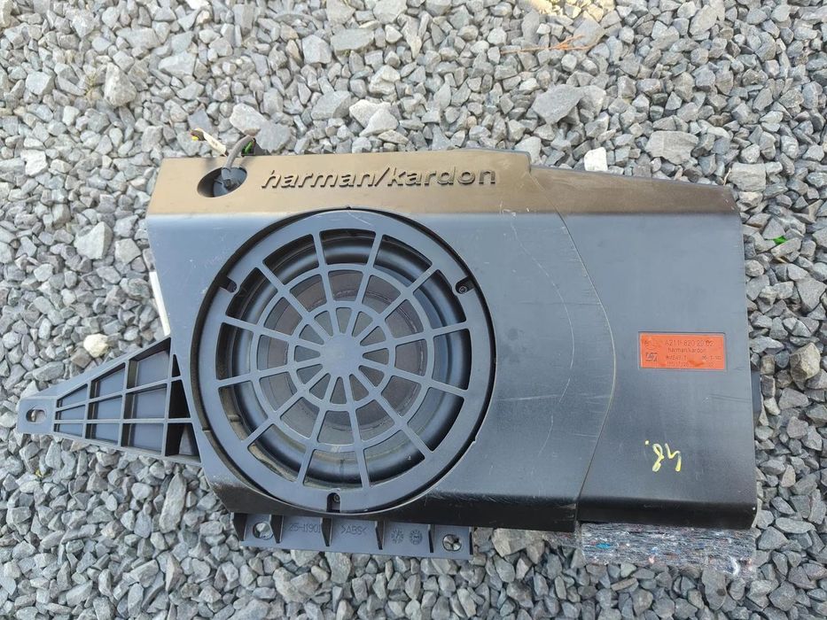 MERCEDES W211 Kombi Subwoofer Głośnik HARMAN KARDON
