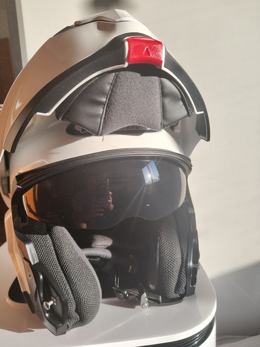 Capacete modular novo, marca HJC.