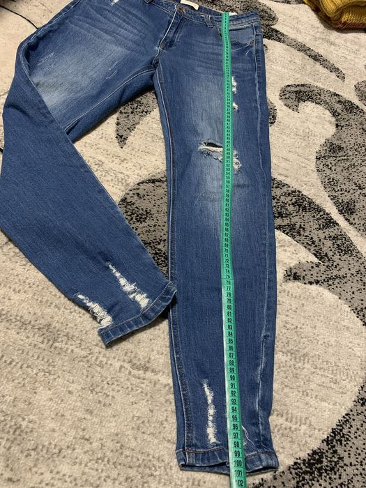 Джинси жіночі Reserved