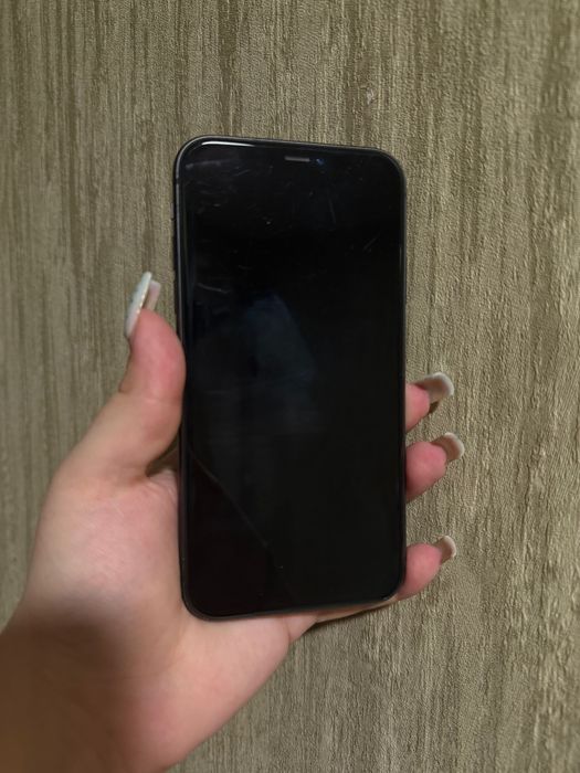 iPhone 11 128ГБ б/у