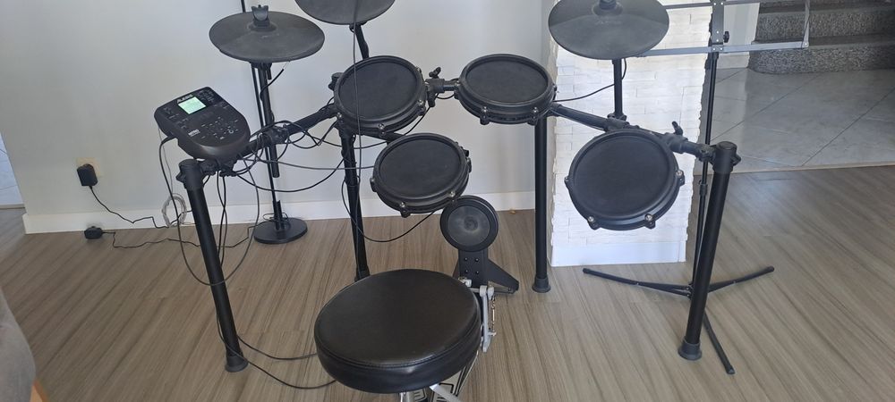 Perkusja elektroniczna ALESIS