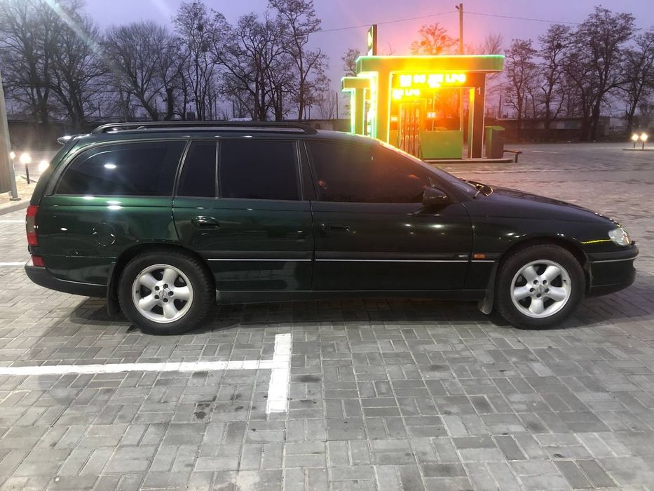 Продам Опель Омегу 1999 року