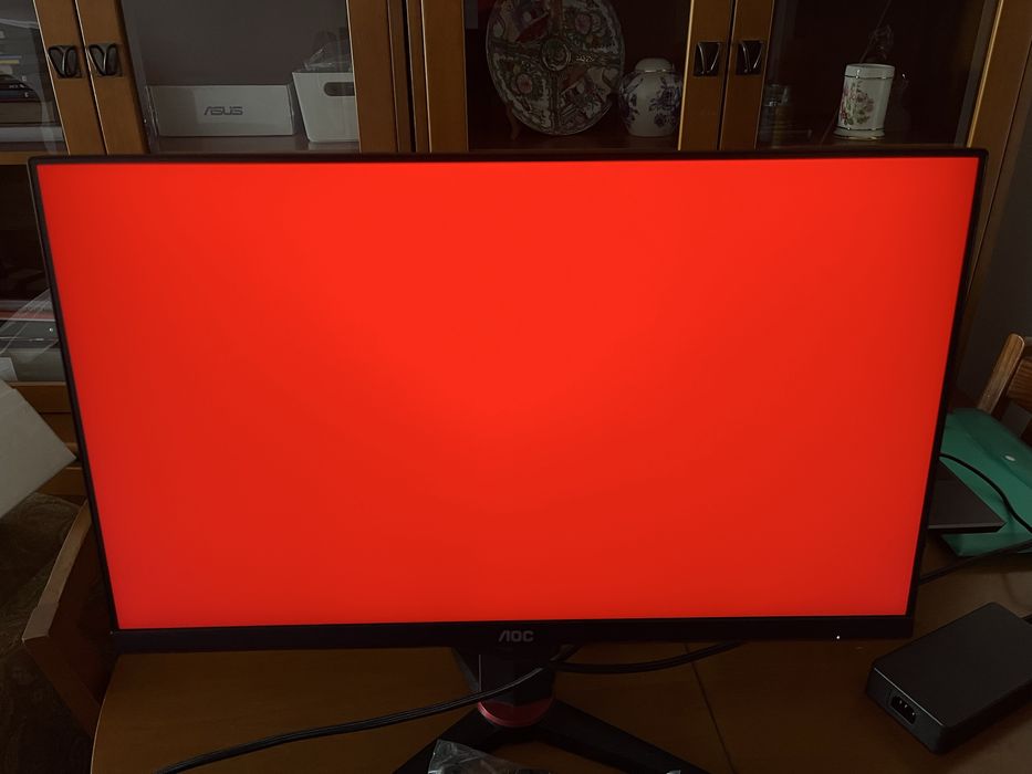 Monitor 24" 1080p 144Hz 1ms AOC 24G2U