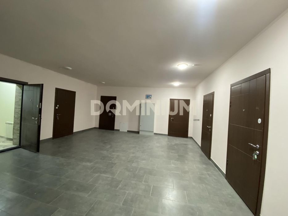 Продається 3 кімнатна квартира в м. Хуст