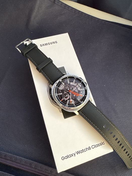 Smartwhatch Samsung clasdic 8