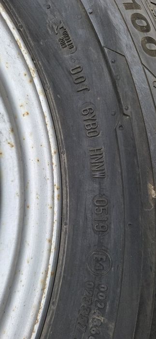 Запаска  на спринтер 907 235/65/16c  нова