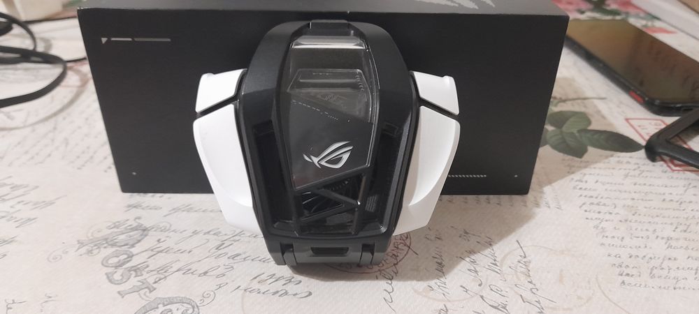 Кулер ASUS AeroActive Cooler 6 + комплектний чохол для ROG Phone 6