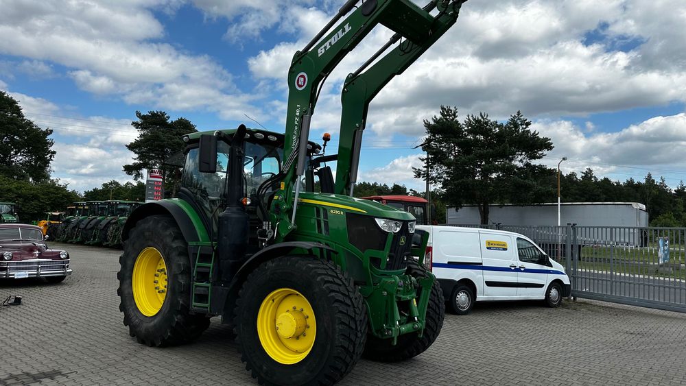 John Deere 6230R