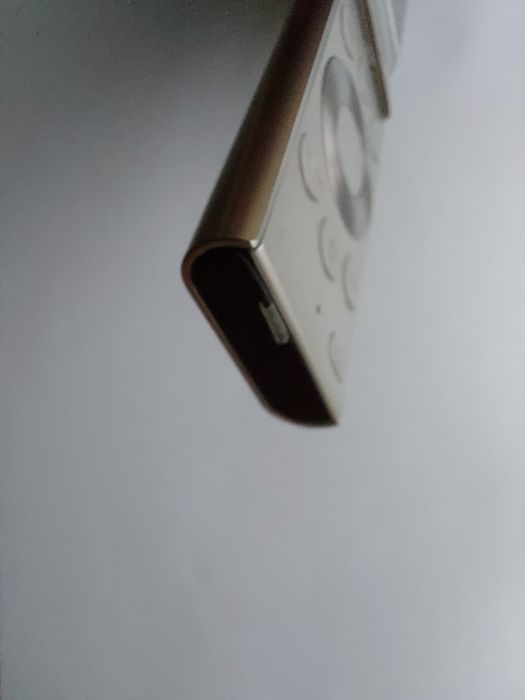 Pilot metal uszkodzony. Jak nowa obudowa pilota Samsung BN59 - 01311G