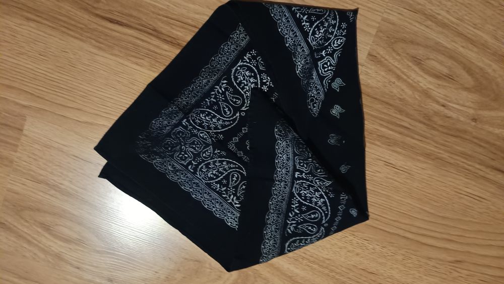 Apaszka chusta wielofunkcyjna