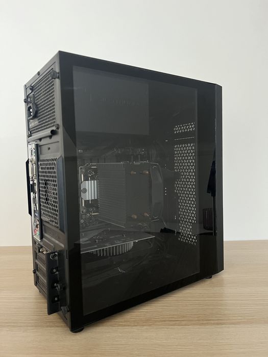 Komputer PC do podstawowych zadań- Intel i3-10100F, 8 GB RAM, SSD 500