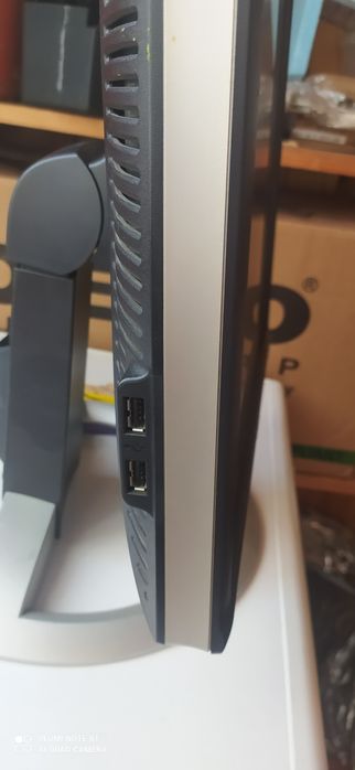 Монитор в рабочем состоянии