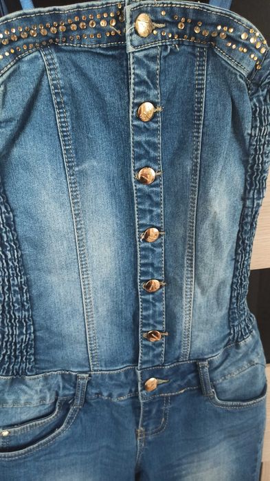 Джинсовий комбінезон