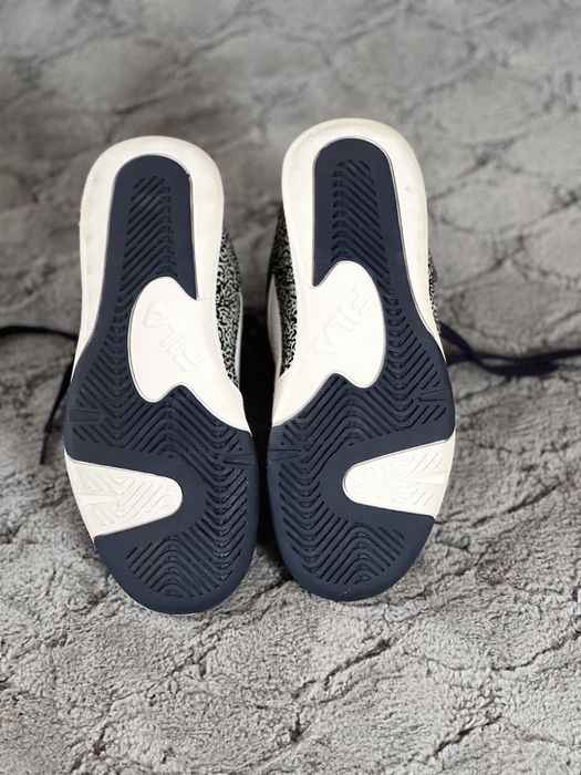 Buty sportowe Fila rozmiar 37,5 chłopiec