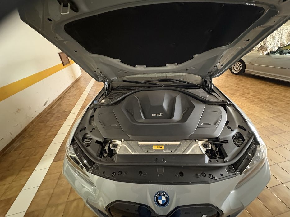 BMW i4 eDrive40 Pack Desportivo M | 12/2022 | 76.000 km | Garantia BMW — photo 5