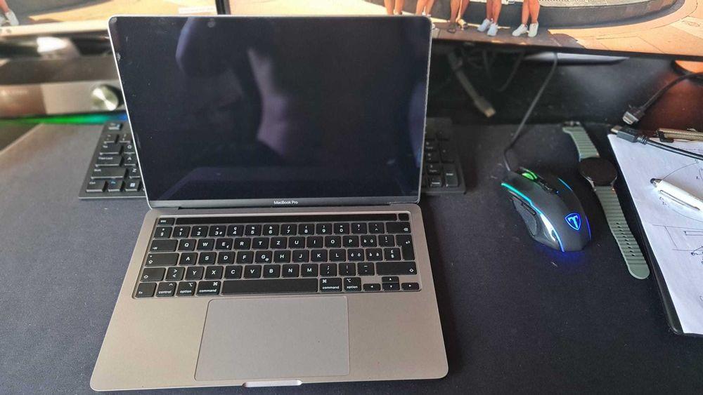 Macbook Pro Core i7 (LER ANUNCIO)