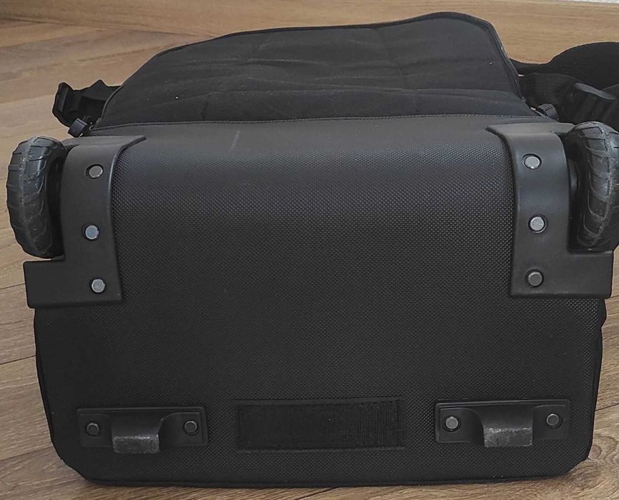 сумка рюкзак на колесах у гарному стані