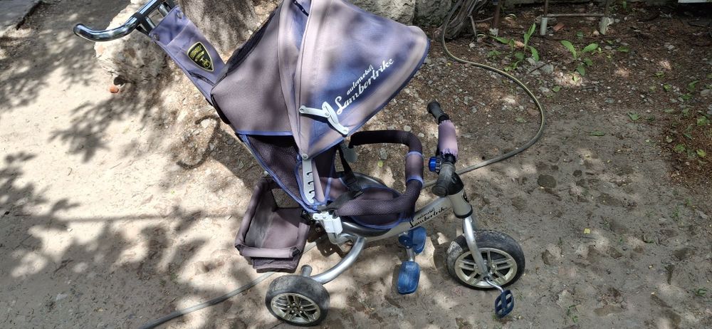 Детский трехколесный велосипед