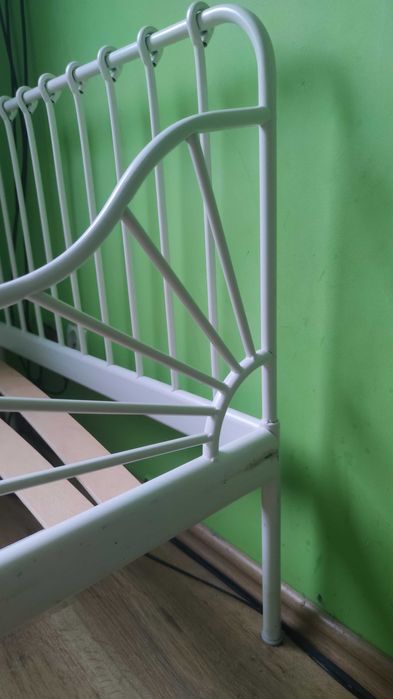 Łóżko Ikea Minnen, regulacja długości, rama metalowa i drewniane dno