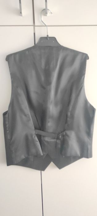 Garniturowa kamizelka z wełny