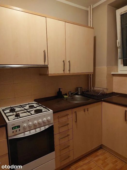 Do wynajecia mieszkanie przytulna  kawalerka centrum stawki winda - Widok 4