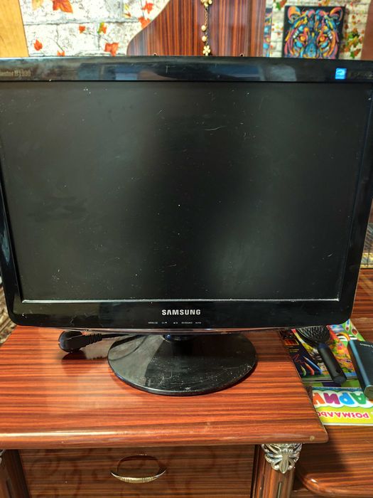 Монитор для Компьютера