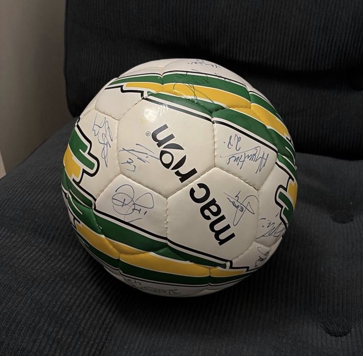 Bola Sporting Assinada