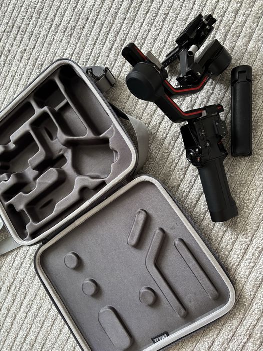 Продам стабілізатор DJI RS 3