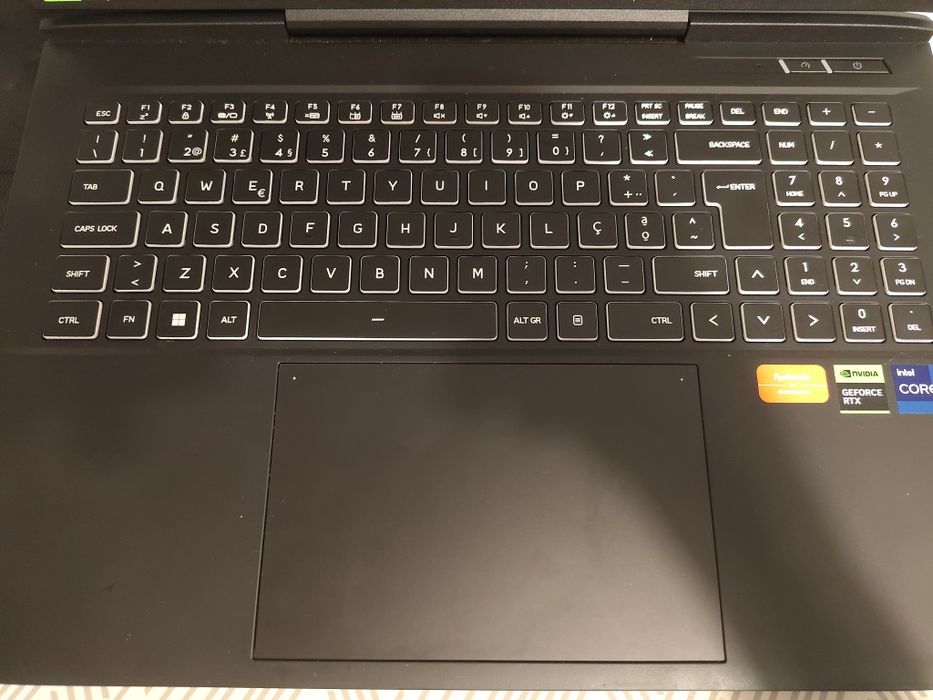 Portatil i9 13900HX + RTX4080 + Watercooling