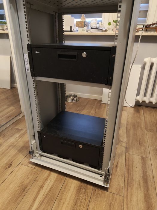 (Rezerwacja) Szuflada rack 4U 19" getfort czarna