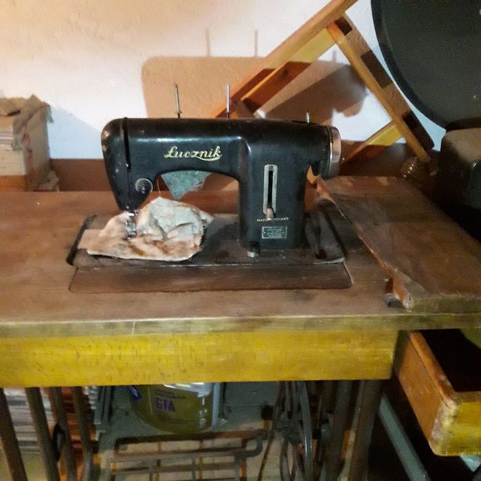 Łucznik Maszyna do szycia