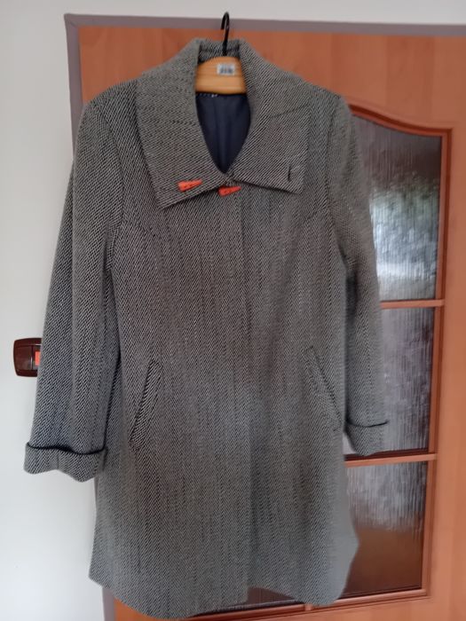 Sprzedam płaszcz wełniany stan bdb