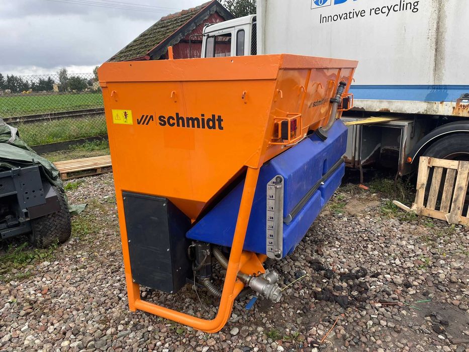 Schmidt Traxos S 15 piaskarka, posypywarka, solarka Epoke