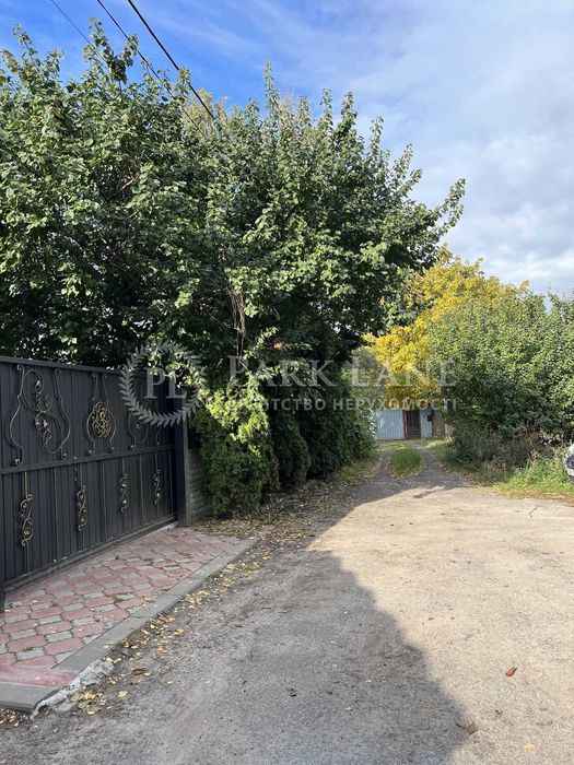 Ділянка в Києві під забудову 30 соток