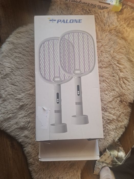 Elektryczne łapki na  muchy 2 szt nowe