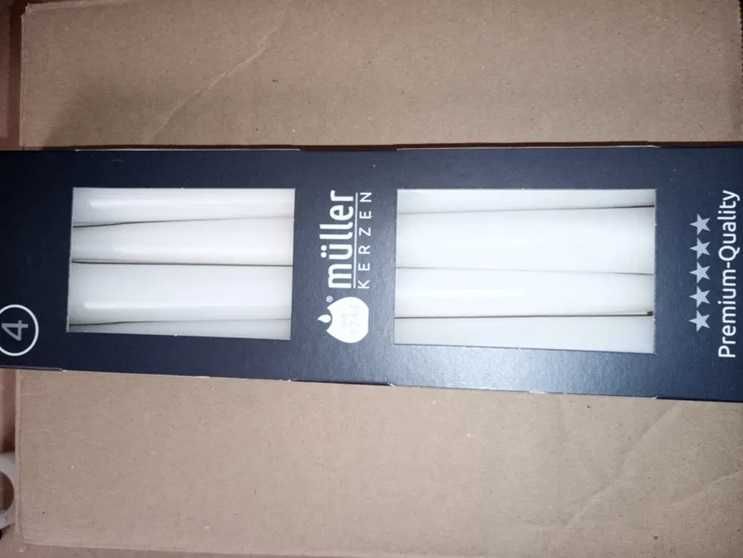 Zestaw 4  białych świeczek