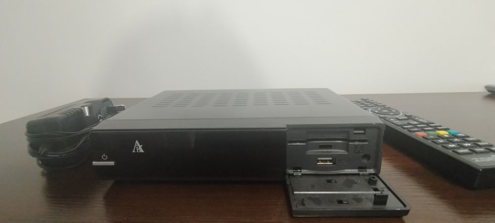 Tuner DVB-S2 Zgemma H.2S OpenATV (Enigma2)