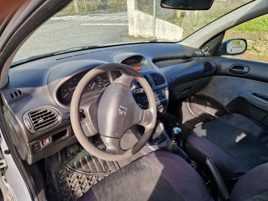 Peugeot 206 1.4 HDI 5 LUGARES