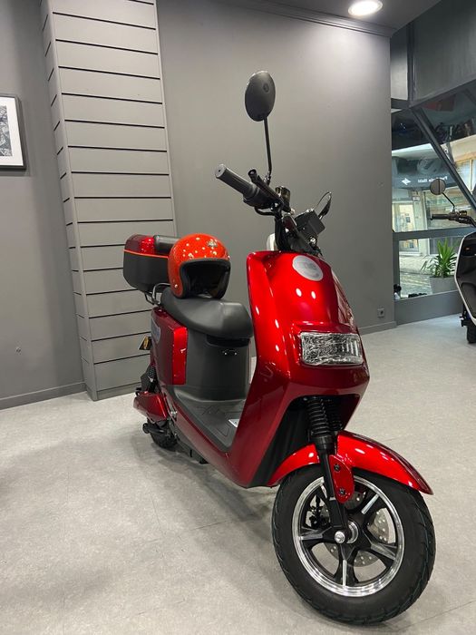 Scooter eletrica nova