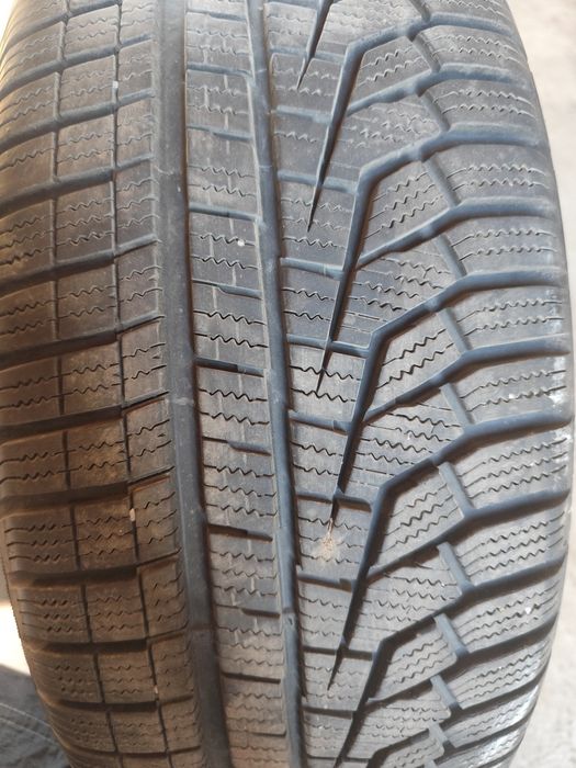 Komplet opon zimowych Hankook  225/60/r17