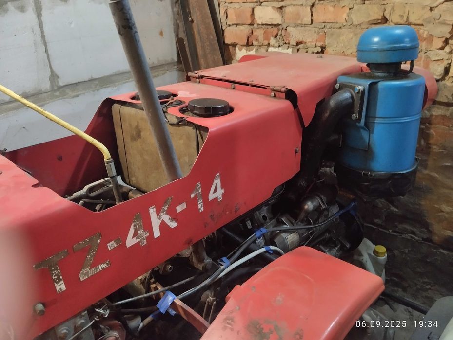 Продаж трактору tz4k14