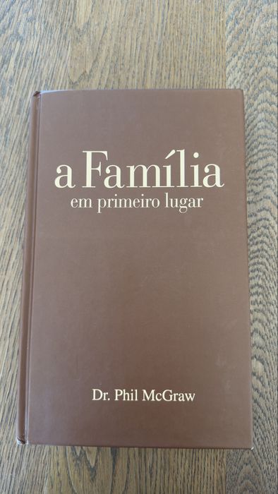 Livro “A familia em primeiro lugar”