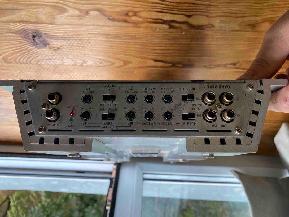 Автопідсилювач Helix dark-4