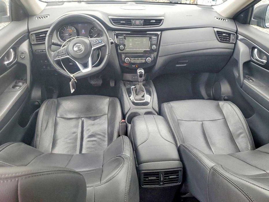 Nissan Rogue SL (2020)