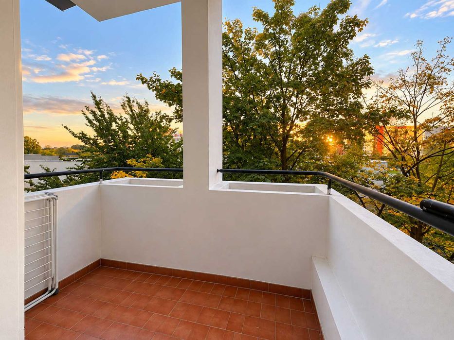 Jasne mieszkanie | 3 pokoje | Balkon | Metro