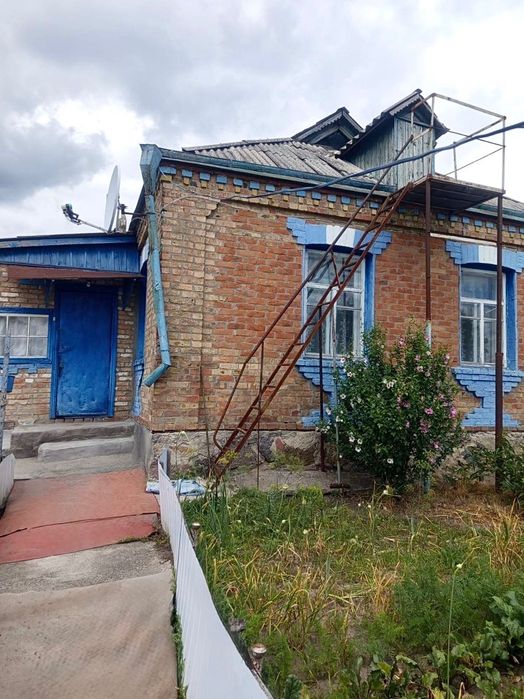Цегляний будинок 69,6 м² + 8,34 сотки | Газ | Гараж | Літня кухня | Кагарлик